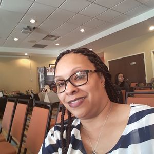 Meet your Posher, Renee